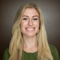 Taylor Kuhlman Headshot