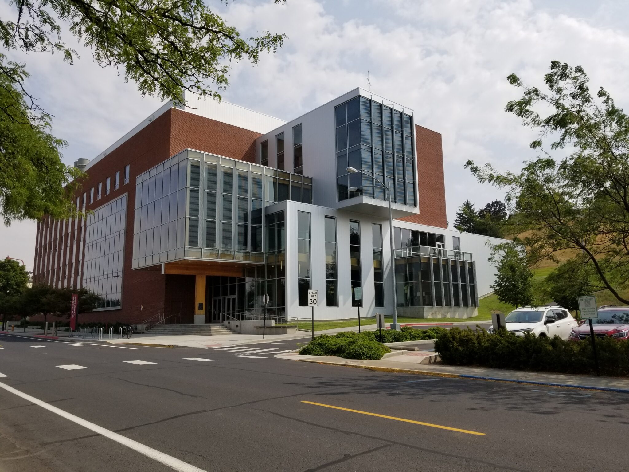 PACCAR Environmental Technology Building dedicated Composite