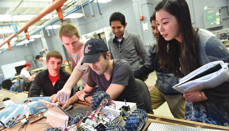 WSU students working on robotic car.