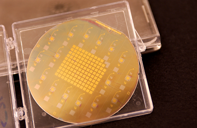 Image of equipment in Associate Professor David Bahr's lab.