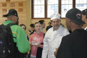 Entomology professor Rich Zack talks with some of his Entomology 101 students at the 2007 Bug Buffet