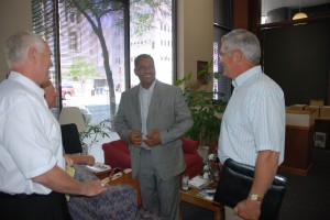 President Elson Floyd meets with members of the Washington Wheat Commission (2008).