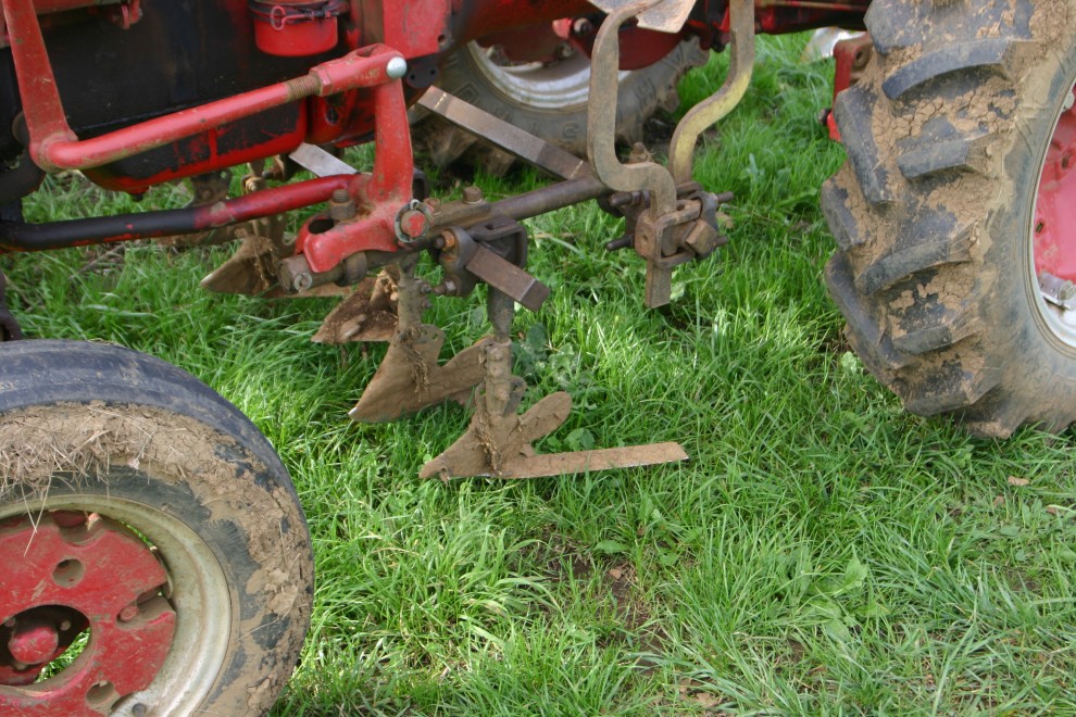 Equipment for Tilling and Cultivating Food Systems Washington State
