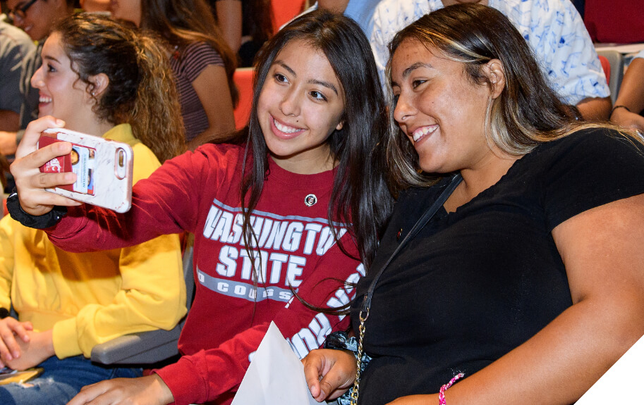 Two women take a selfie at the Week of Welcome