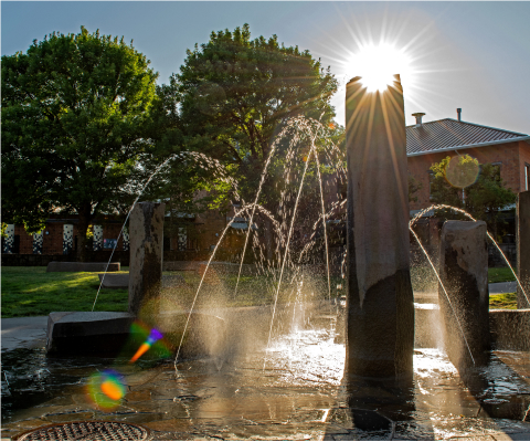 Fountain on the Vancouver WSU campus