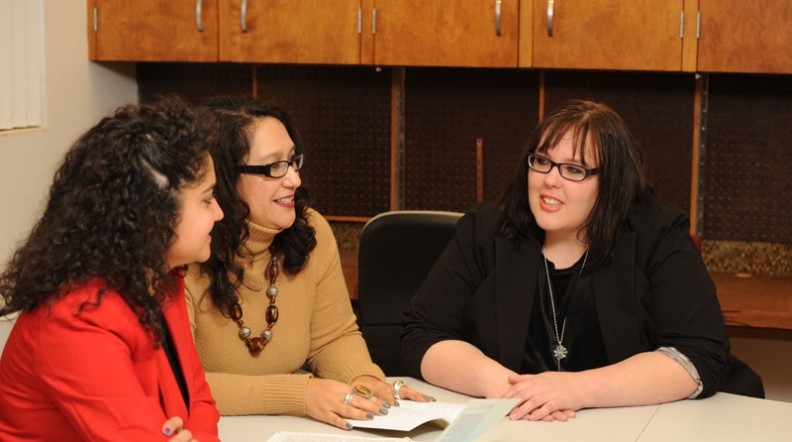 Dr. Lisa Guerrero with students