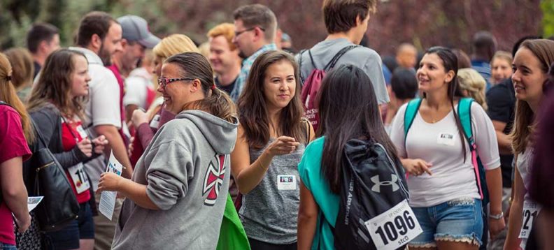 photo of students at 2015 orientation in august