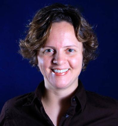 Front facing photo of Michelle Robertson.