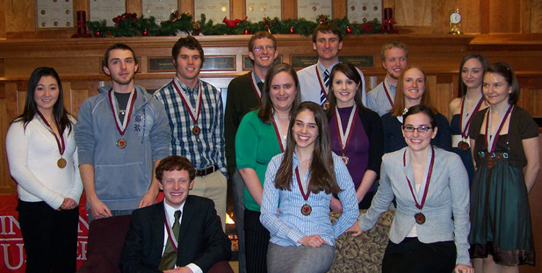 The graduating Fall 2009 Honors College class