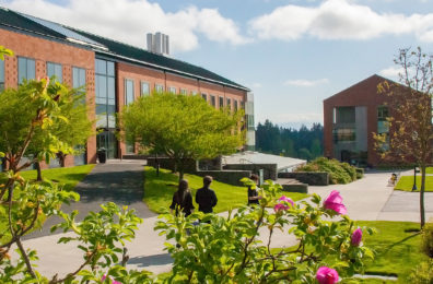 Students walk through the WSU Vancouver campus.