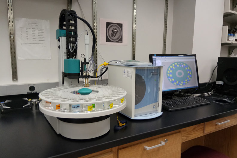 WSU's electronic tongue in a laboratory