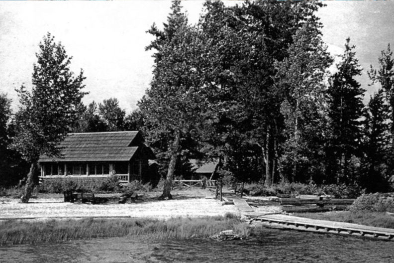 Historic photo of a Beaver Creek cabin at Priest Lake, Idaho.