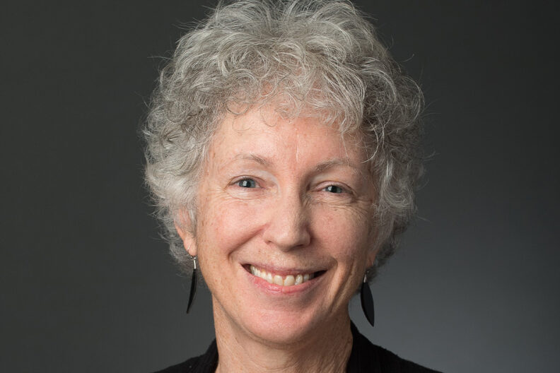 Closeup of Linda Chalker-Scott